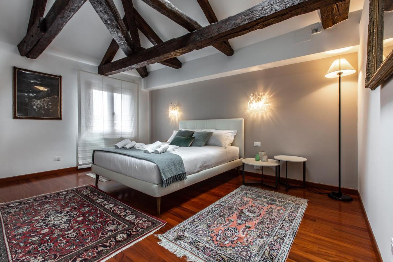 Appartamento San Pantalon Luxury Penthouse R&r